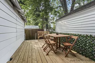 483 Kenwood Street NE, Grand Rapids, MI 49505 - Photo 23