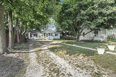 483 Kenwood Street NE, Grand Rapids, MI 49505 - Photo 25
