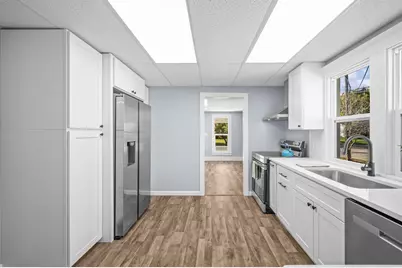 608 W High Street, Dowagiac, MI 49047 - Photo 5