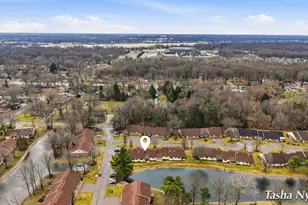 461 Cherry Ln, Holland, MI 49424 - Photo 7