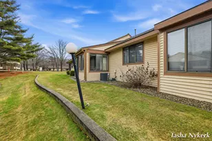 461 Cherry Ln, Holland, MI 49424 - Photo 33