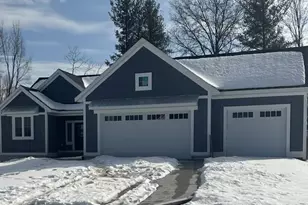 4716 Hidden Ridge Dr, Hudsonville, MI 49426 - Photo 3