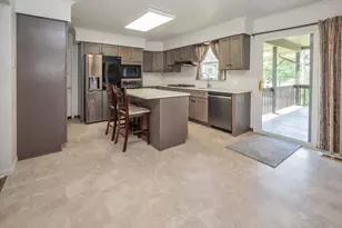 48316 Co Rd 384, Grand Junction, MI 49056 - Photo 7