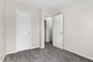 1016 W Villas Dr, Vicksburg, MI 49097 - Photo 15