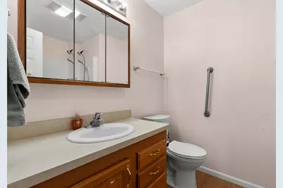 1016 W Villas Drive, Vicksburg, MI 49097 - Photo 17