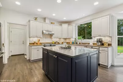 2550 Heritage Way, Stevensville, MI 49127 - Photo 5