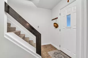 630 Archwood Dr, Ann Arbor, MI 48103 - Photo 3