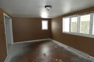 1968 Colfax Ave, Benton Harbor, MI 49022 - Photo 27