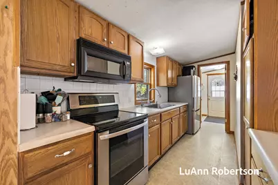 11622 Buchanan Street, Grand Haven, MI 49417 - Photo 13