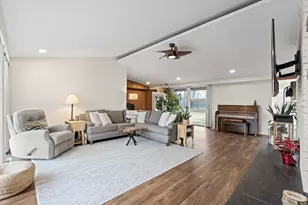 2330 N Pine Center Dr, West Bloomfield, MI 48323 - Photo 21