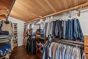 2330 N Pine Center Dr, West Bloomfield, MI 48323 - Photo 33