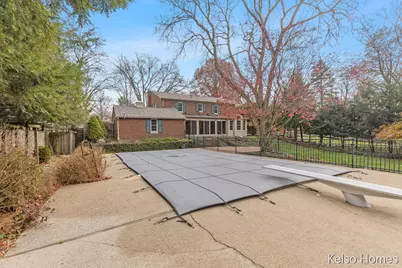 635 N Linden Street, Marshall, MI 49068 - Photo 39