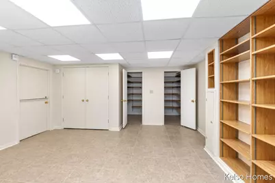 635 N Linden Street, Marshall, MI 49068 - Photo 33