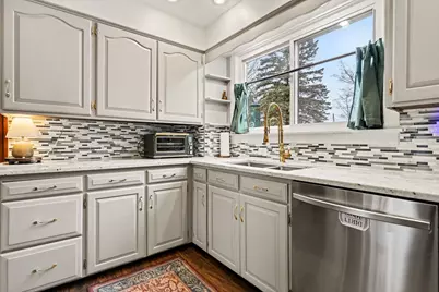 418 Rust Avenue, Big Rapids, MI 49307 - Photo 9