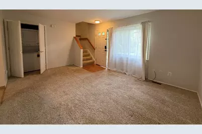 519 Longshore Drive #B, Ann Arbor, MI 48105 - Photo 9