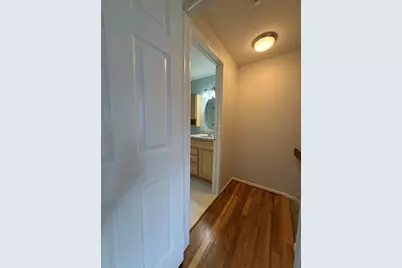 519 Longshore Drive #B, Ann Arbor, MI 48105 - Photo 13