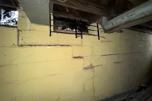 18938 Moross Rd, Detroit, MI 48224 - Photo 9