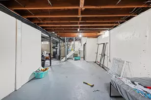 508 Linda Vista Dr, Pontiac, MI 48342 - Photo 11