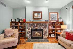 2776 Holyoke Ln, Ann Arbor, MI 48103 - Photo 9