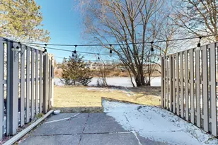 734 Peninsula Ct, Ann Arbor, MI 48105 - Photo 9