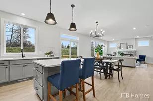 5911 Valley Point Dr SE, Caledonia, MI 49316 - Photo 13