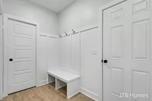 5911 Vly Pt Dr SE, Caledonia, MI 49316 - Photo 17