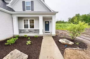 5911 Vly Pt Dr SE, Caledonia, MI 49316 - Photo 3