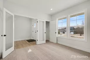 5911 Valley Point Dr SE, Caledonia, MI 49316 - Photo 11