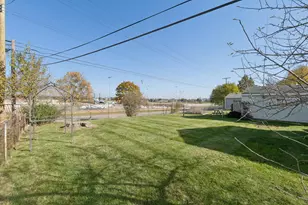 241 Nichols Dr, Saline, MI 48176 - Photo 43