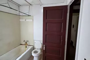 98 E Van Buren St, Battle Creek, MI 49017 - Photo 17