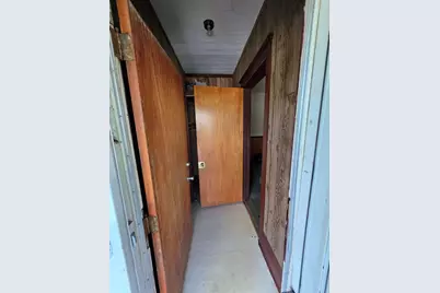 98 E Van Buren Street #9, Battle Creek, MI 49017 - Photo 19