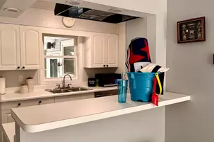 14977 Lakeshore Ave, Grand Haven, MI 49417 - Photo 9