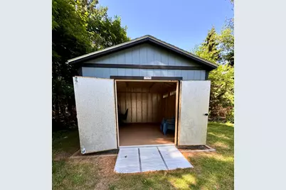 14977 Lakeshore Avenue, Grand Haven, MI 49417 - Photo 21