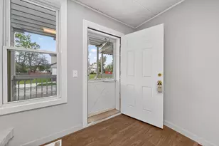 135 Batavia St, River Rouge, MI 48218 - Photo 7