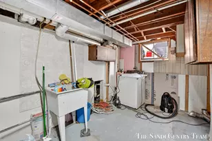 1322 Waverly Ave, Grand Haven, MI 49417 - Photo 29