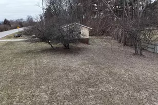 2326 Pioneer Dr, Jackson, MI 49201 - Photo 29