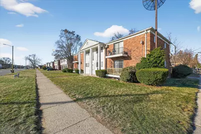 19511 S Greenfield Road, Detroit, MI 48235 - Photo 3