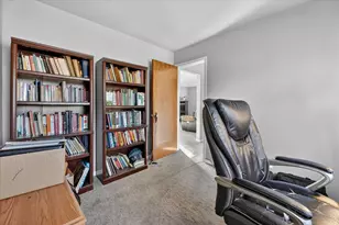 19511 S Greenfield Rd, Detroit, MI 48235 - Photo 21