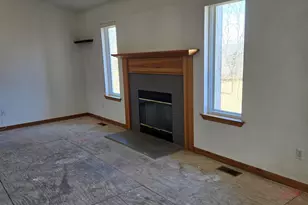 9027 Clover Dr, Milan, MI 48160 - Photo 5