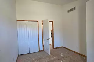 9027 Clover Dr, Milan, MI 48160 - Photo 15