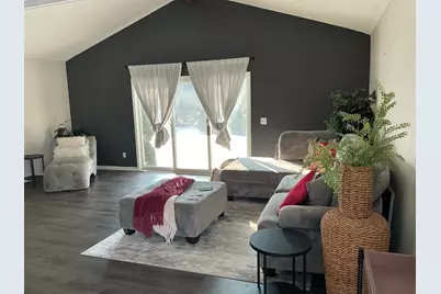 37671 Fiore Trail, Clinton, MI 48036 - Photo 11