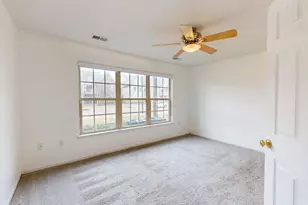 1376 Addington Ln, Ann Arbor, MI 48108 - Photo 17