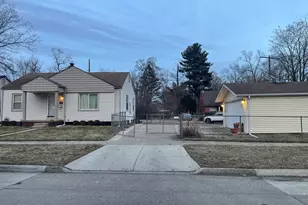 18680 Five Pts St, Bedford, MI 48240 - Photo 3