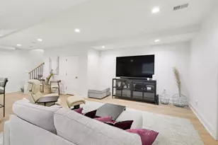 484 Park St, Birmingham, MI 48009 - Photo 77