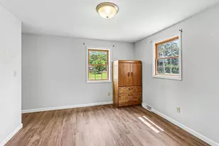 5242 Wolf Lake Rd, Grass Lake, MI 49240 - Photo 11