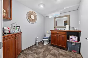 21519 Willow Wisp St, Saint Clair Shores, MI 48082 - Photo 33