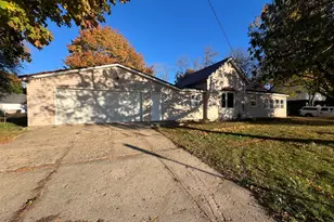 412 N Darling Ave, Fremont, MI 49412 - Photo 39