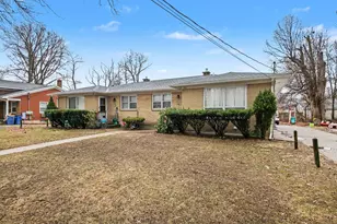 930 / 932 Lancashire Ct SE, Grand Rapids, MI 49508 - Photo 3