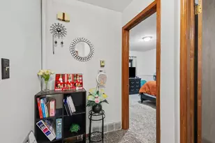 930 / 932 Lancashire Ct SE, Grand Rapids, MI 49508 - Photo 15