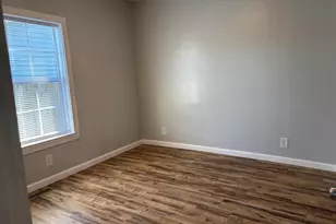 58542 65th St, Hartford, MI 49057 - Photo 9